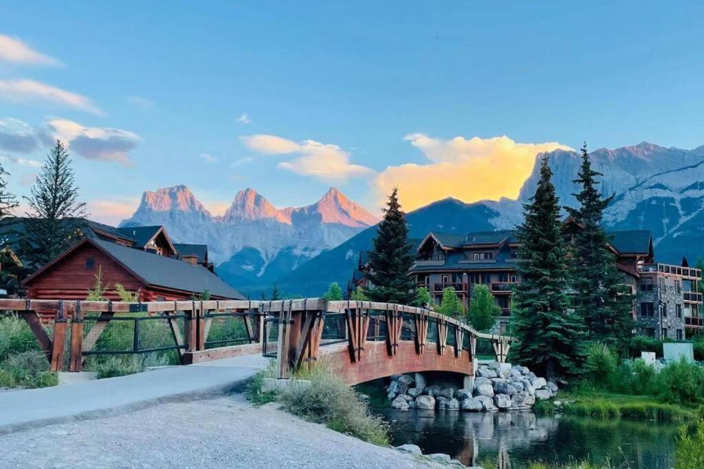 Ferienwohnung Unit #302 Mountain View 2 Beds In Dt Canmore Exterior foto
